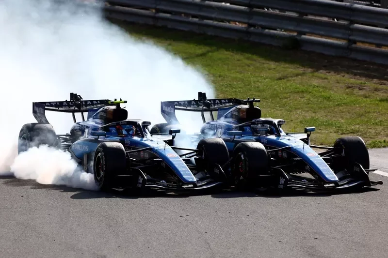 Alexander Albon, Williams, Carlos Sainz, Williams