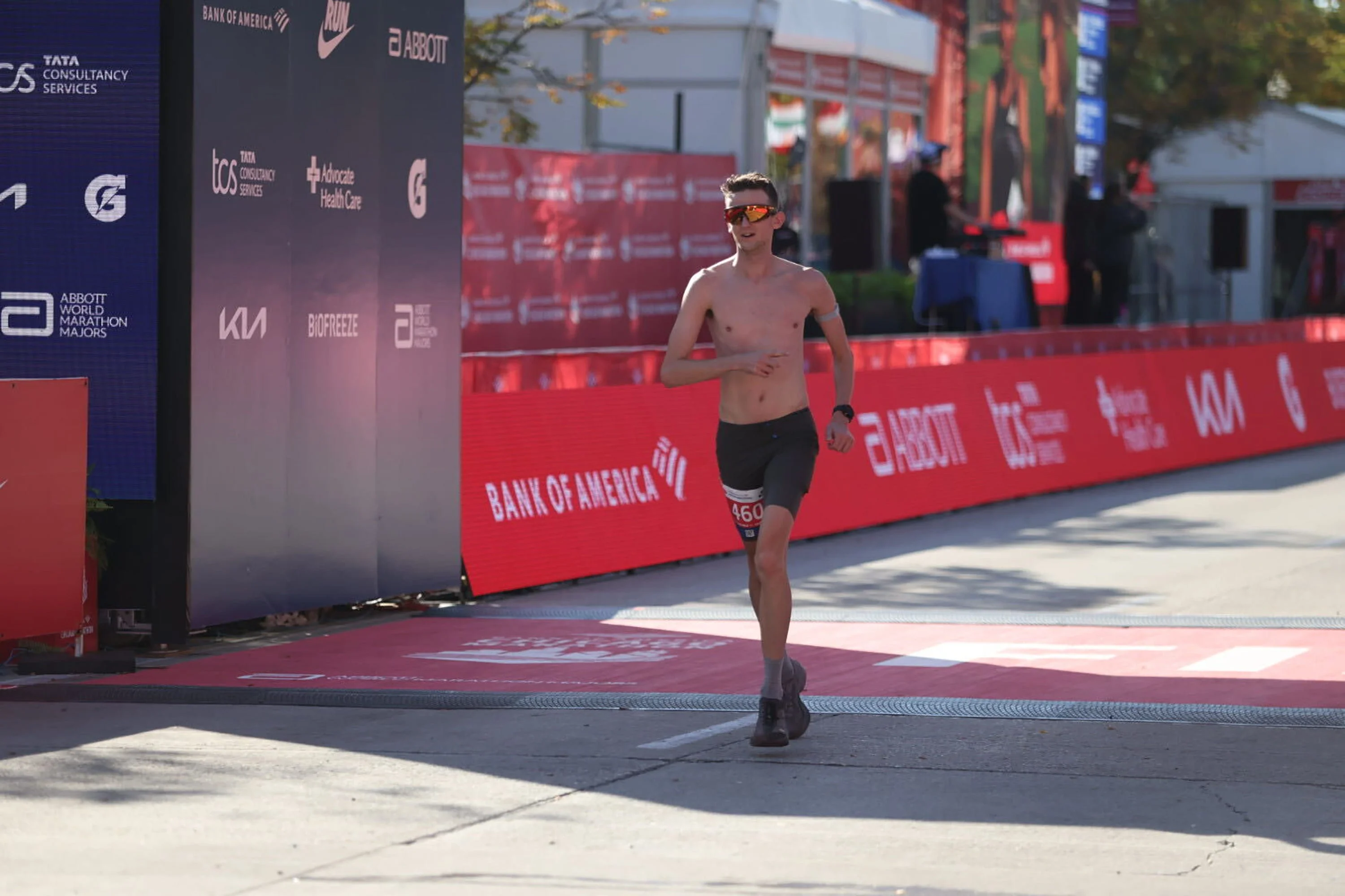 I Ran 2:25 at the Chicago Marathon—and Felt Like I Failed. Until I Remembered This.