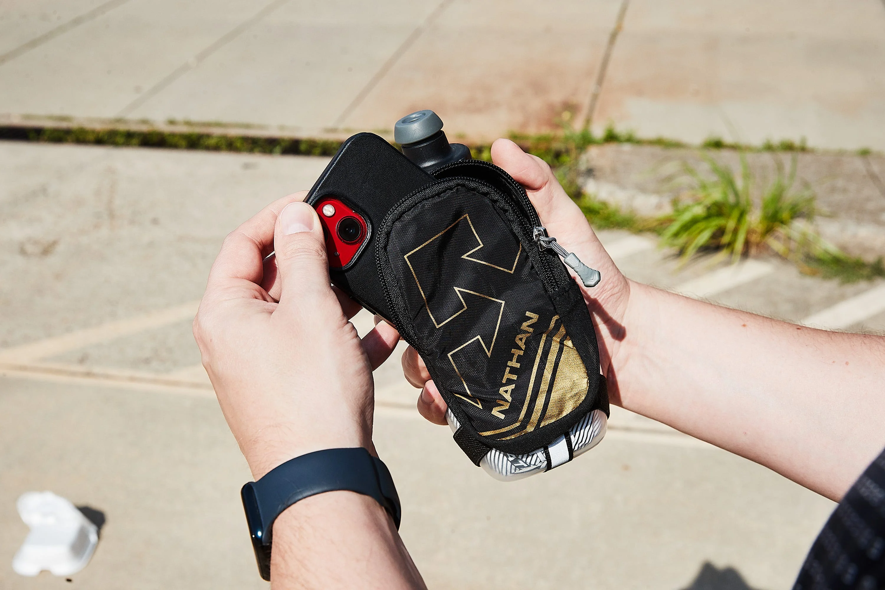 Top Handheld Water Bottles for Active Lifestyles